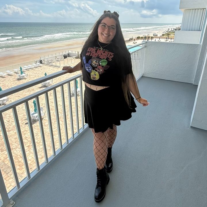 ✨Christiana-is-Live✨