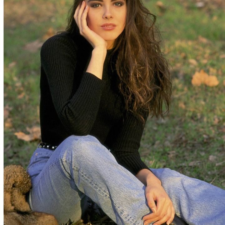 Estrella cantu
