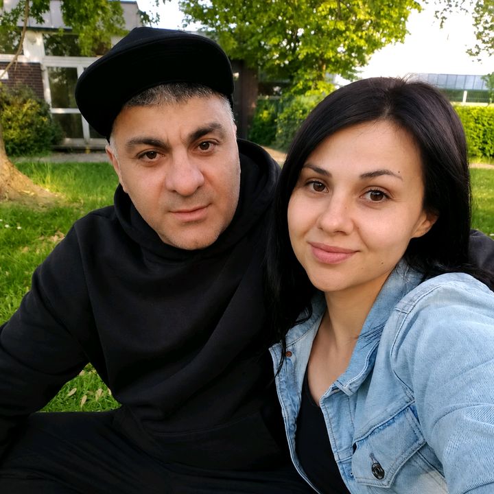 EroYuli_Family