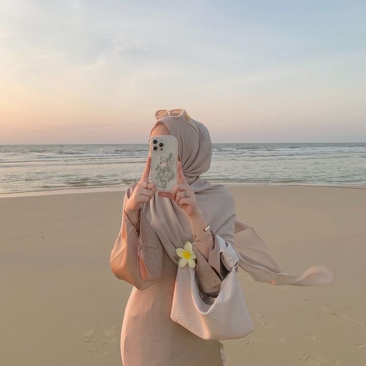 Nona_manis