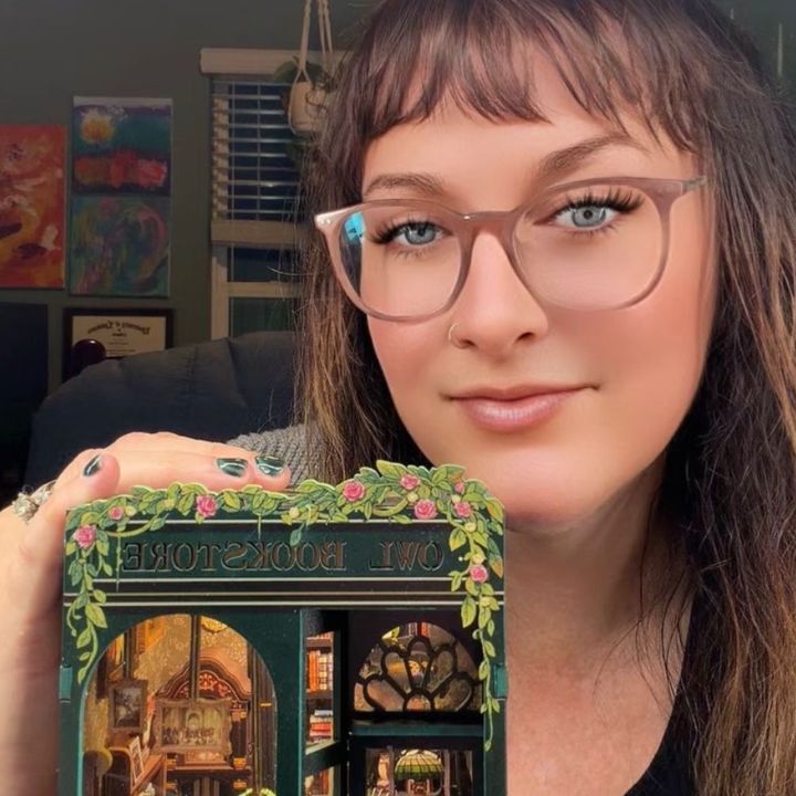 Book Nook Bestie 📚🏠📚
