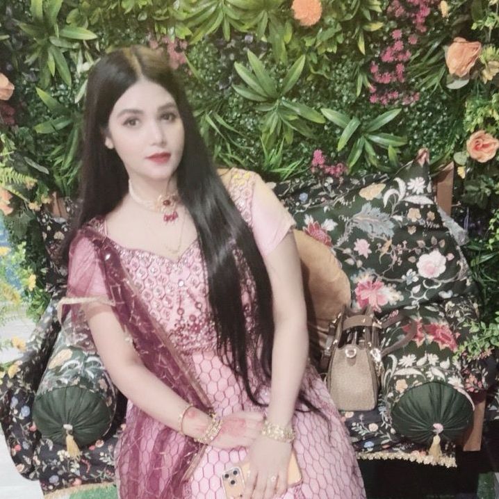 Mona🌸🦄