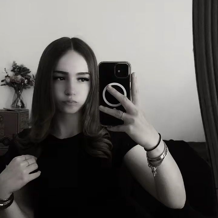 𝐹𝒶𝓎𝑒°❀⋆.ೃ࿔*:･