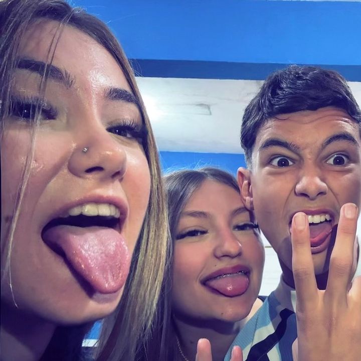 Trio parada dura 😂✌🏻