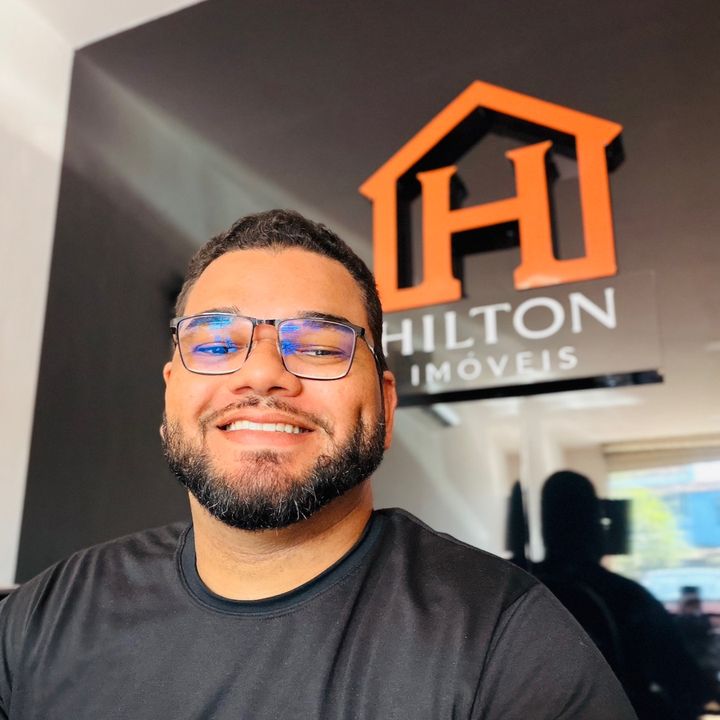 Hilton | Corretor de Imóveis