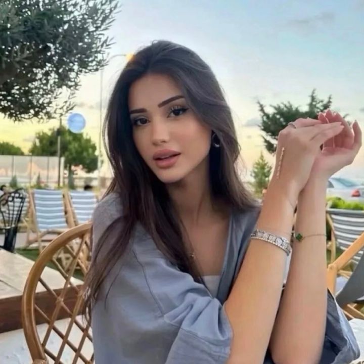 britttnezzq