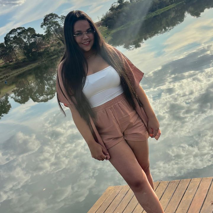 Sthefany Oliveira