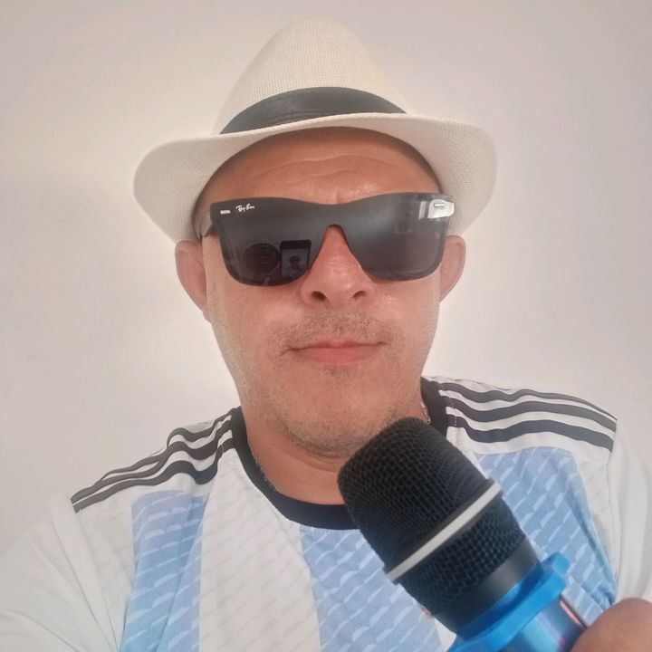 Juninho cantor
