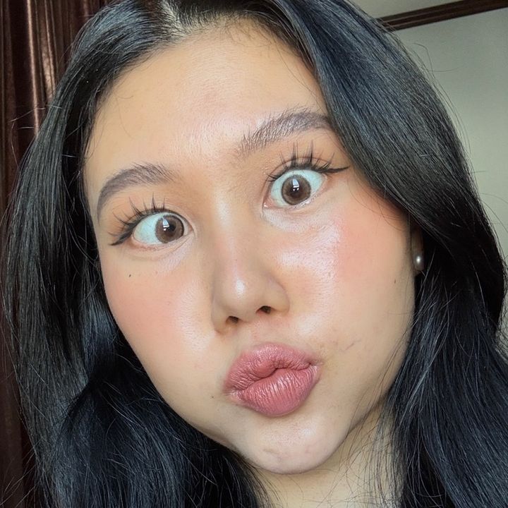 อารยาป้ายยาตาสวย