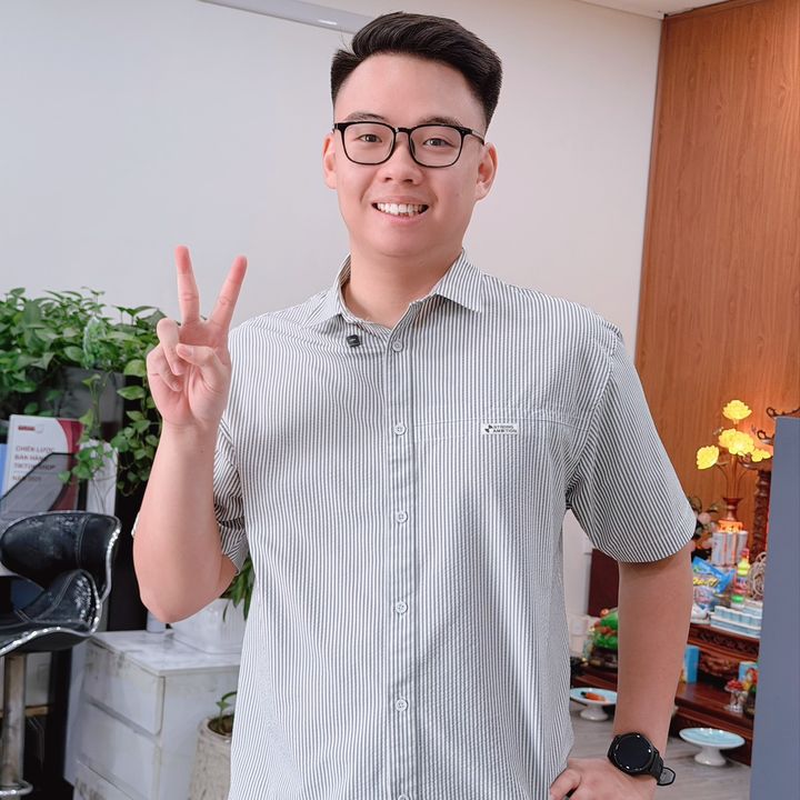 Tuấn - Giám đốc làm thuê