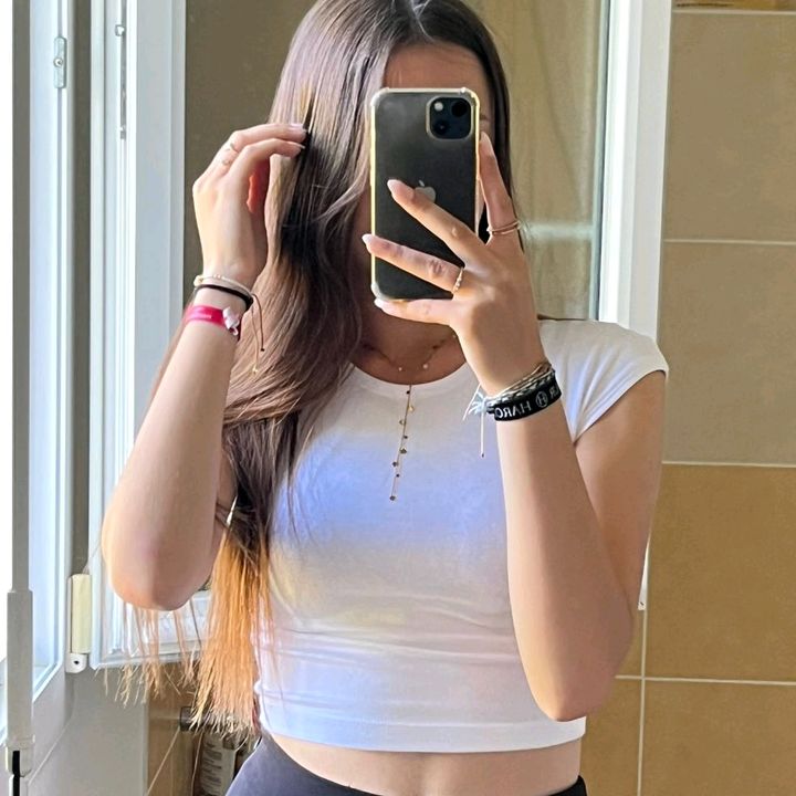 Micaela.943LCb