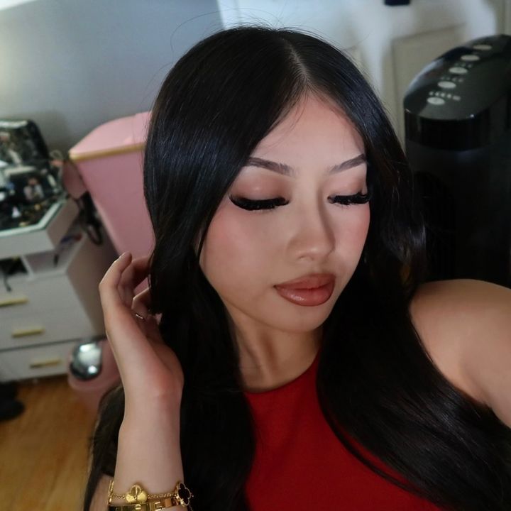 𝐍𝐢𝐜𝐨𝐥𝐞˚𝜗𝜚˚⋆