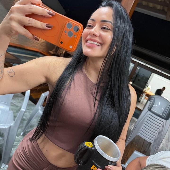 Gaby_Almmeida