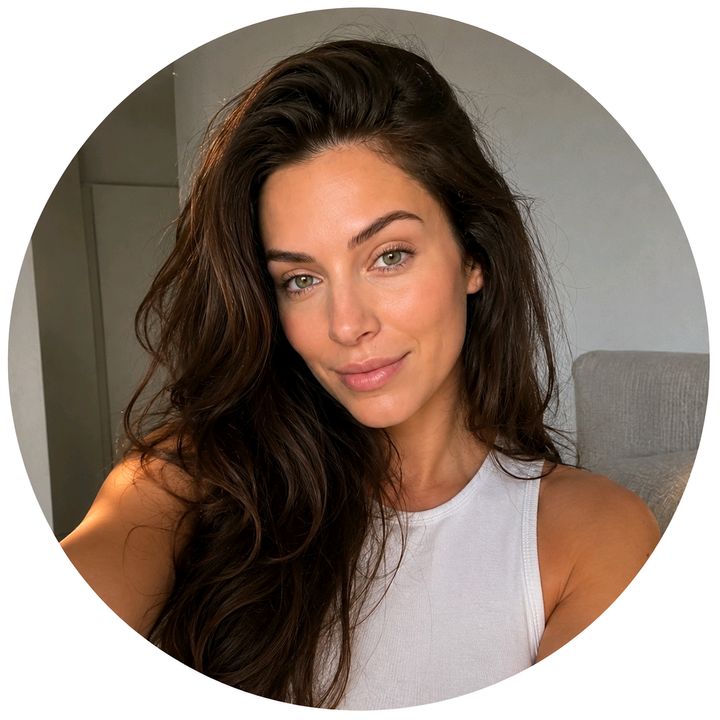 Lena Hart UGC