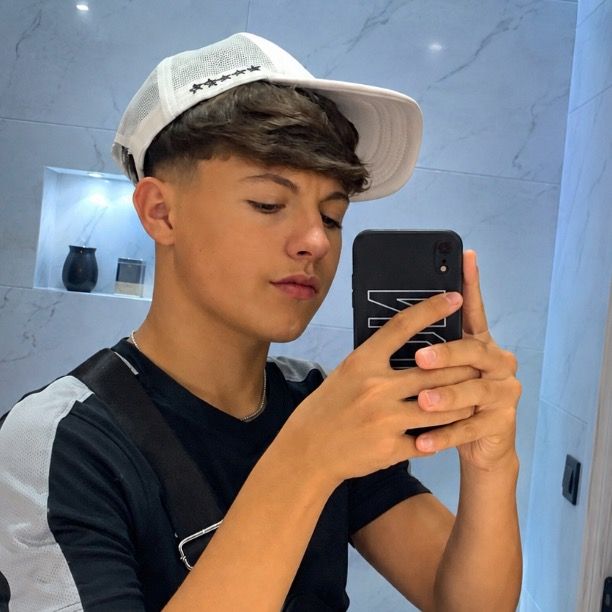 UNAI ROJAS