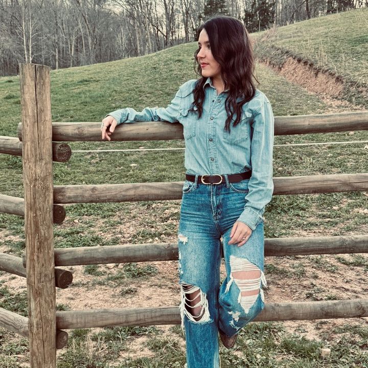 Jenalee SAHM, Blue Collar Wife