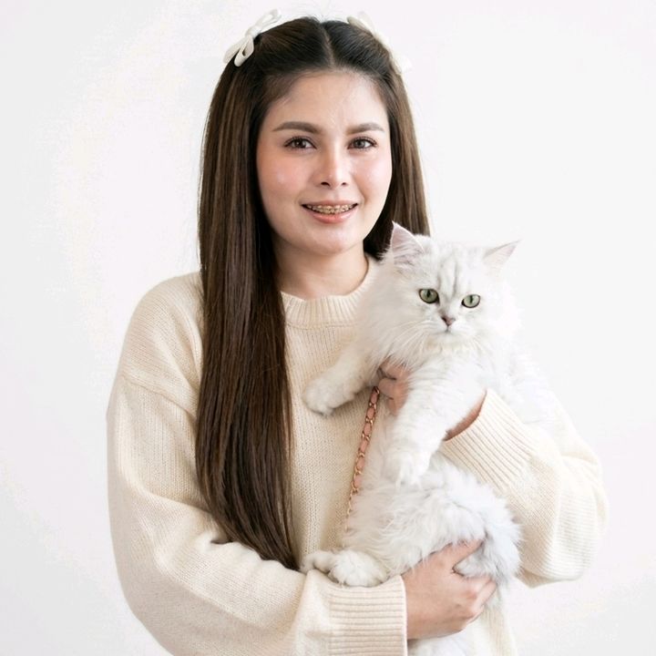 เบญเลี้ยงแมวไทย