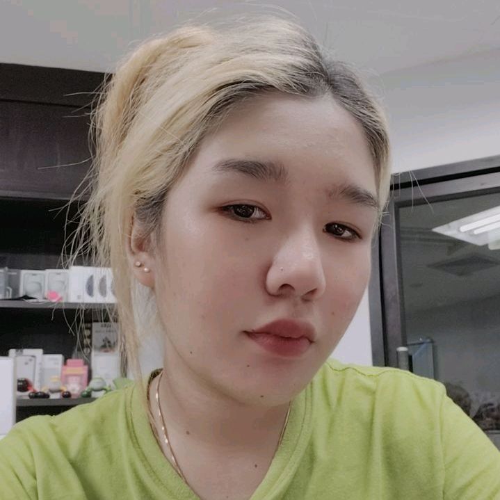 แสงแรกชายแดน