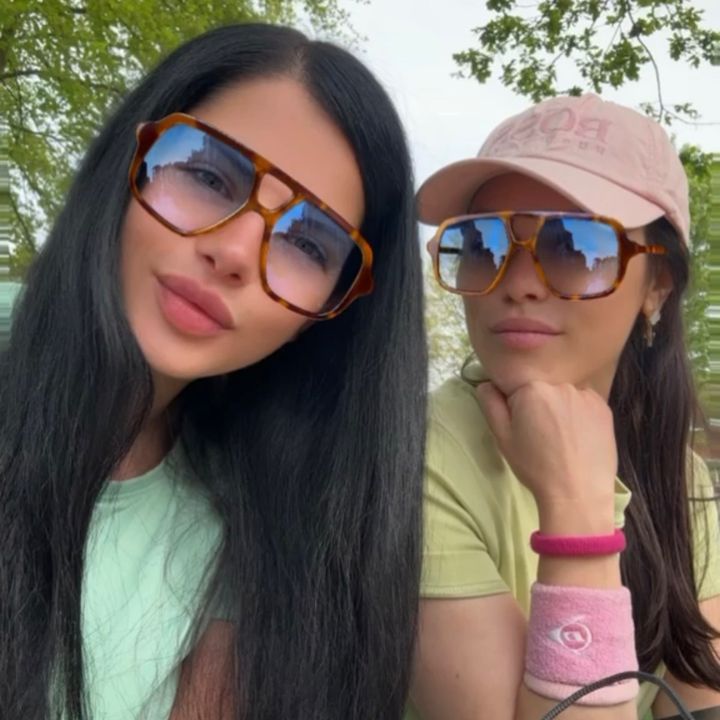 TwoChicksTalk