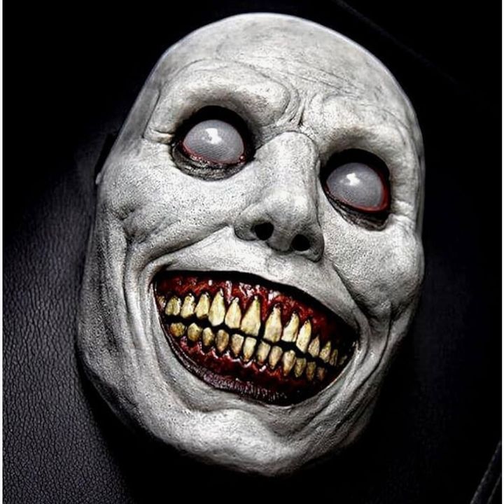scarey scoops!