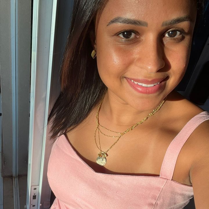Beatriz Stores