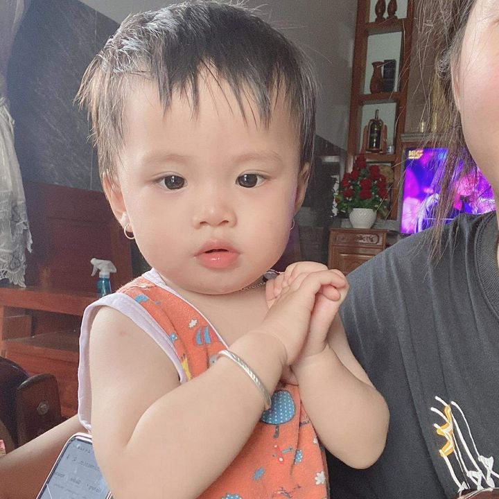 mẹ 4 con