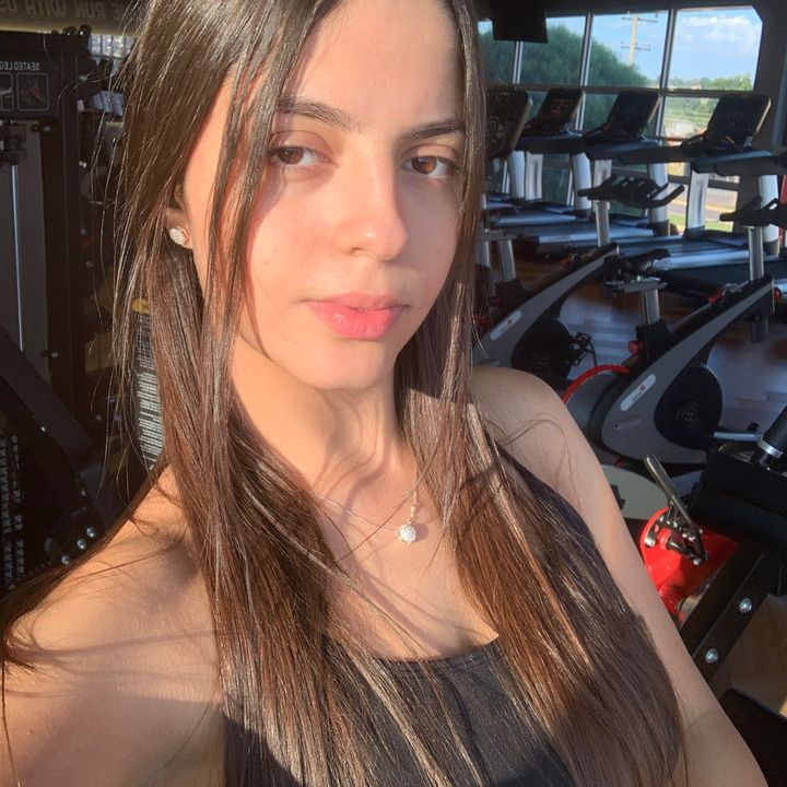 Bruna Caroline