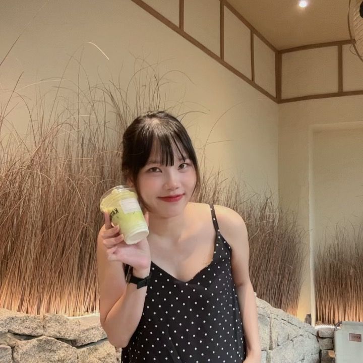 Rosy Nga