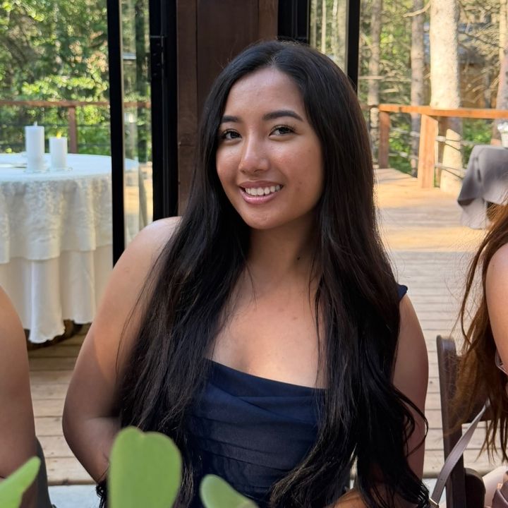 angelafindz