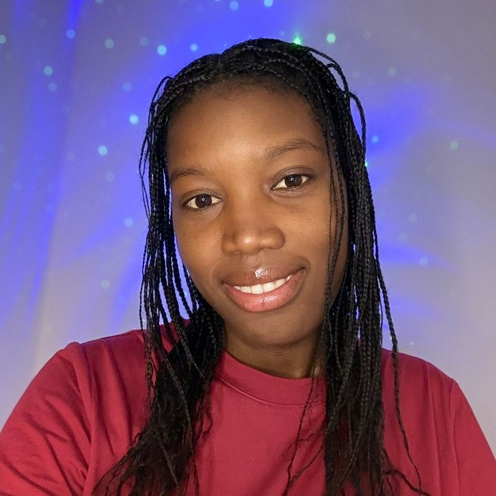 Yolande Official