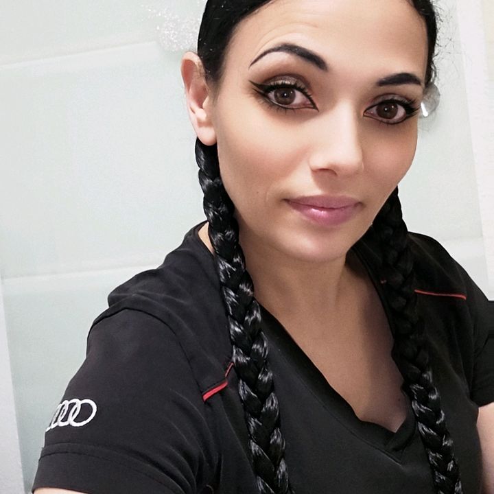 Sarah 18