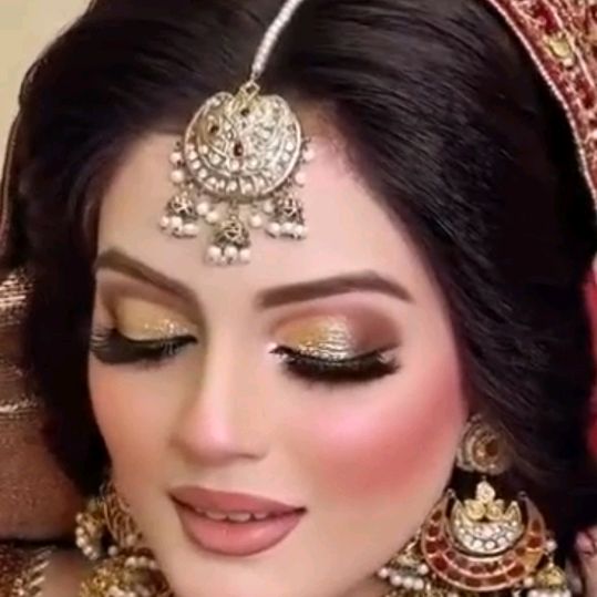 ✨👑 Makeup by Farheen ❤️✨