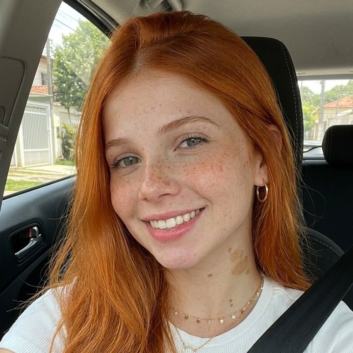 Lari Leal
