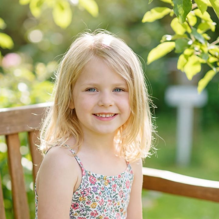 LuckyMia