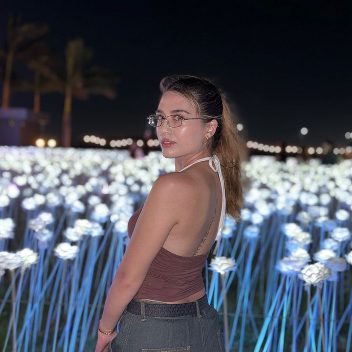 𝒩𝑜𝓏𝑜𝓂𝒾 ♕