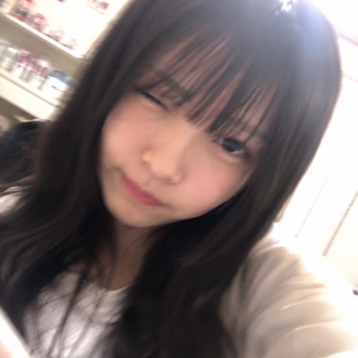 瑠愛🖤⋆͛*͛