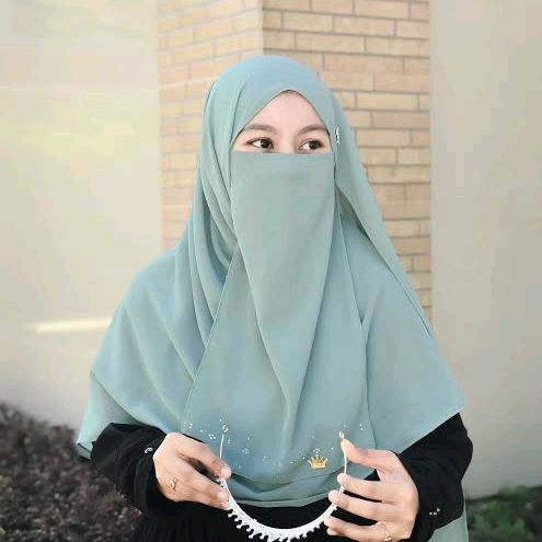 Aulia Suryani5777