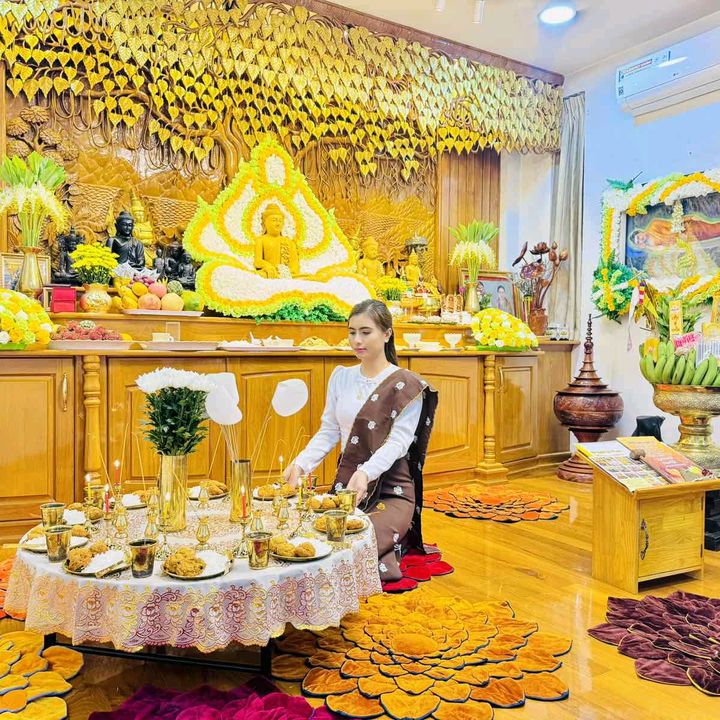 Golden Image - နိဗ္ဗာန်ကုန်