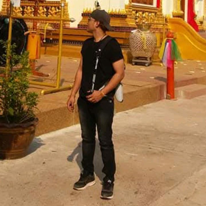 สันติช็อปปิ้ง