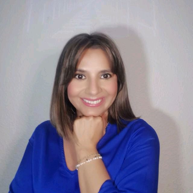 Gabriela Herrera Thmos