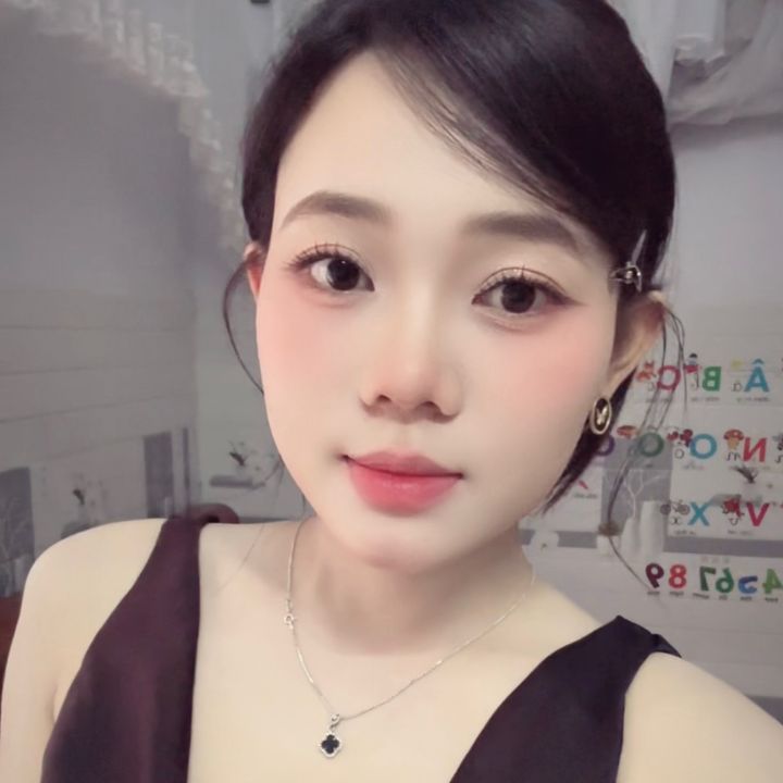 Tiệm tóc Xuân Thuỷ