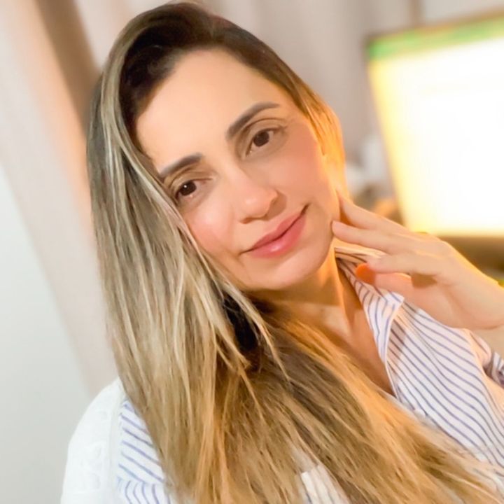 Erika Costa