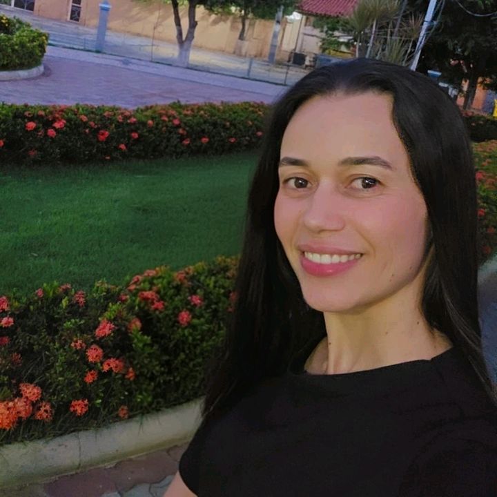Marivone Almeida
