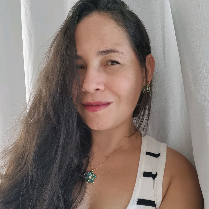 Lucy Oliveira 2