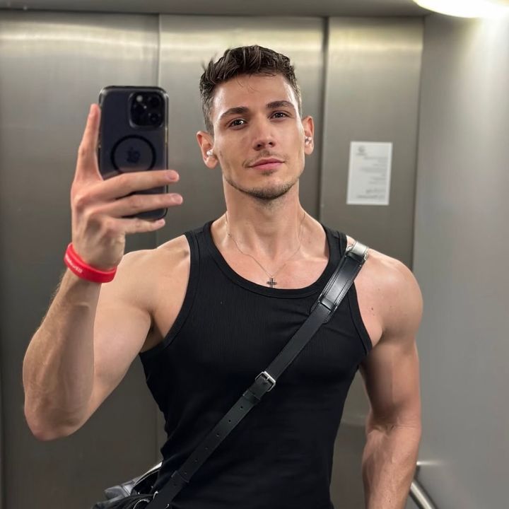 Leo_Barato