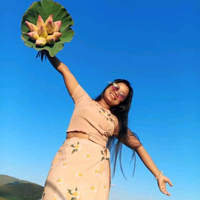 🍀 THANDAR AUNG 🍀💥💫