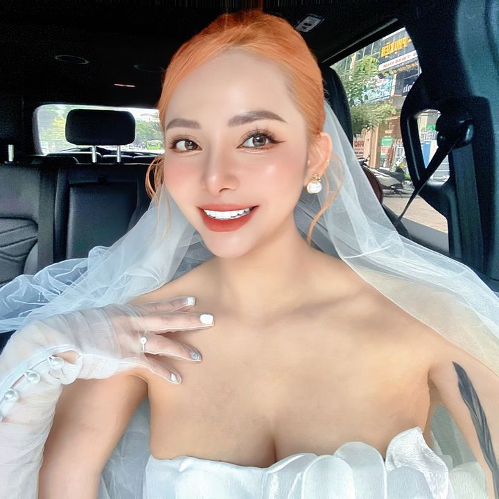 Cô Bống Smile