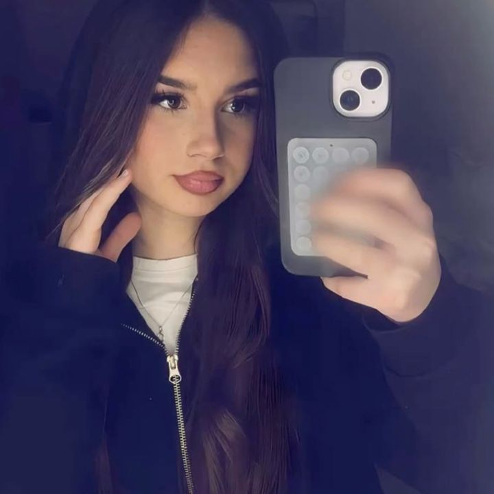 Léna🎀