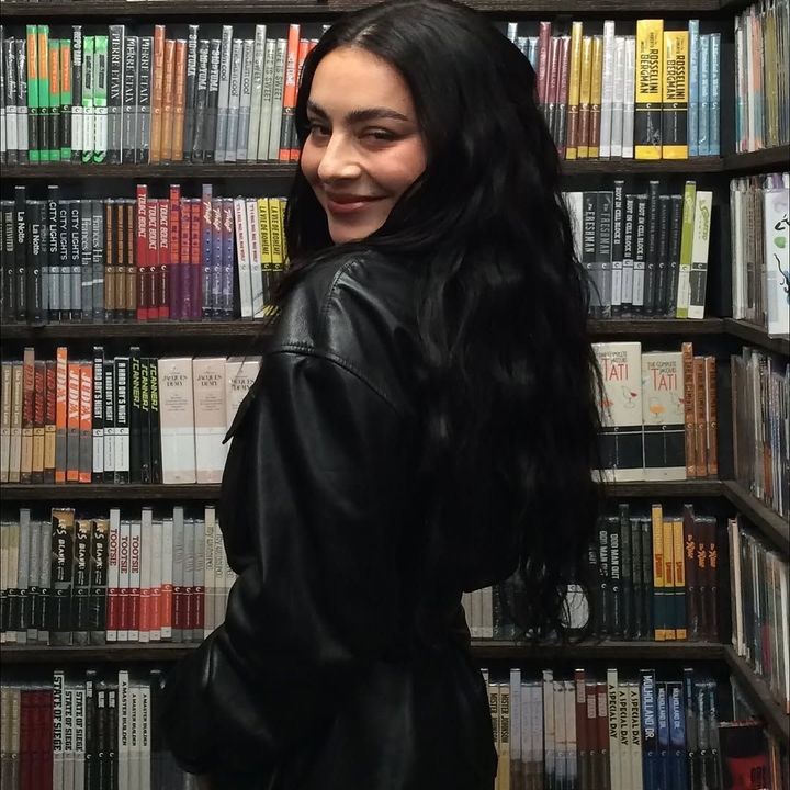 Camis | booktok 📚