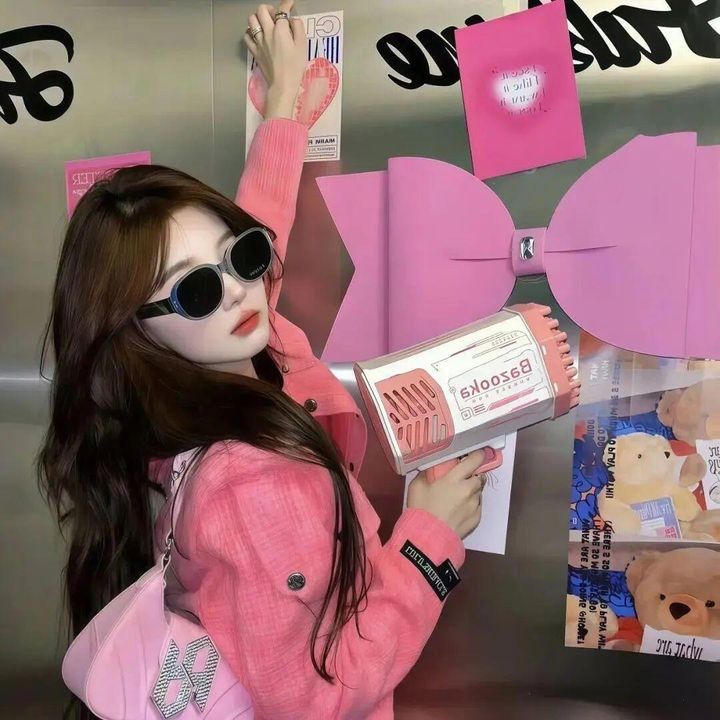 maxinewan